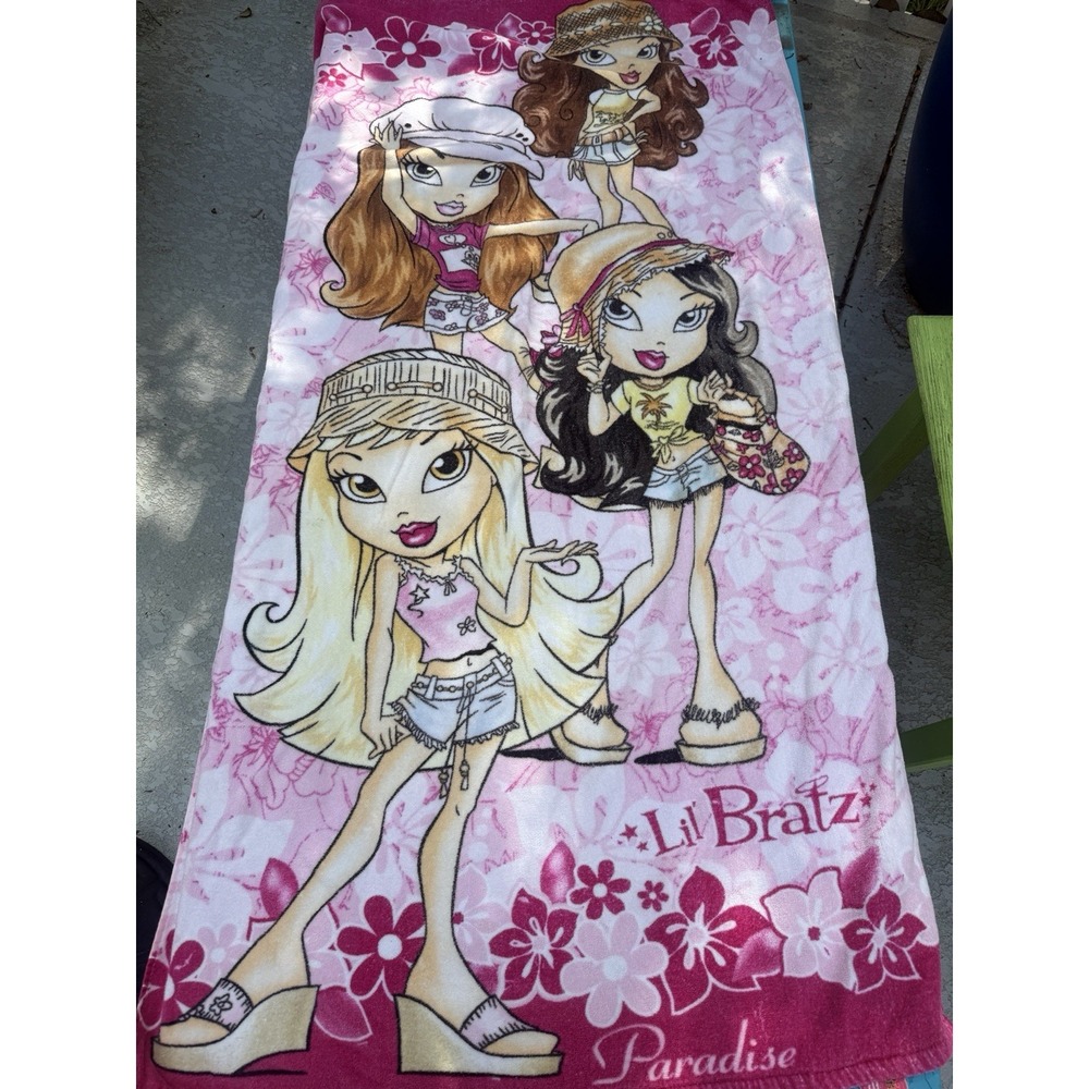 Vintage Lil Bratz Paradise Beach Towel Hot Pink Flower 4 Doll  MGA 2003 Y2K